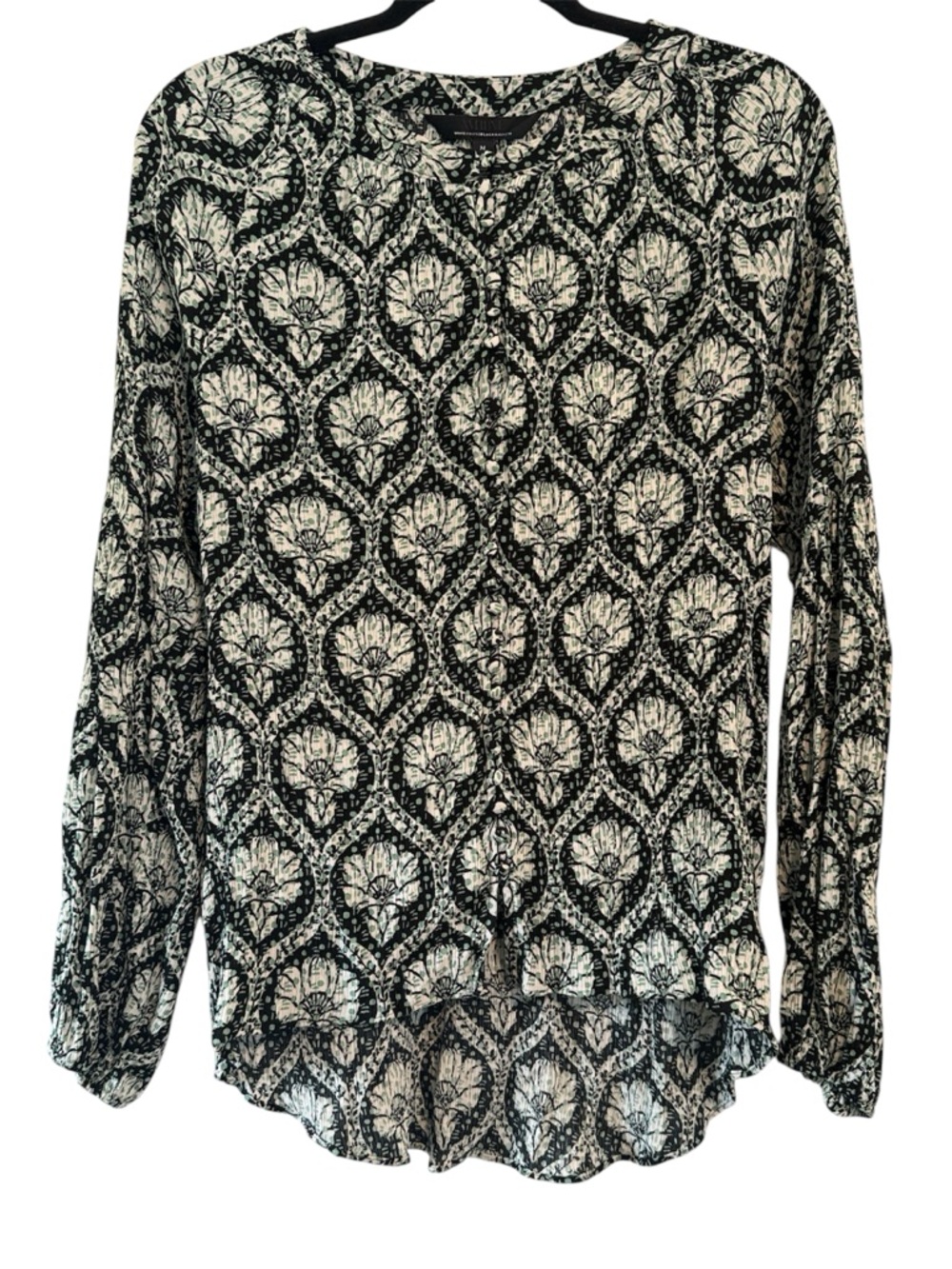 ☀️ White House Black Market Black and Green Floral Print Button Detail Top